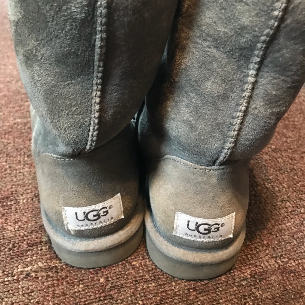 UGG short boots